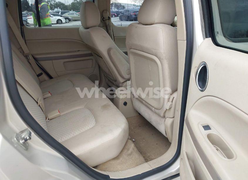 Photo 8 of 2009 Chevrolet Hhr LS (VIN 3GNCA13B89S603370)