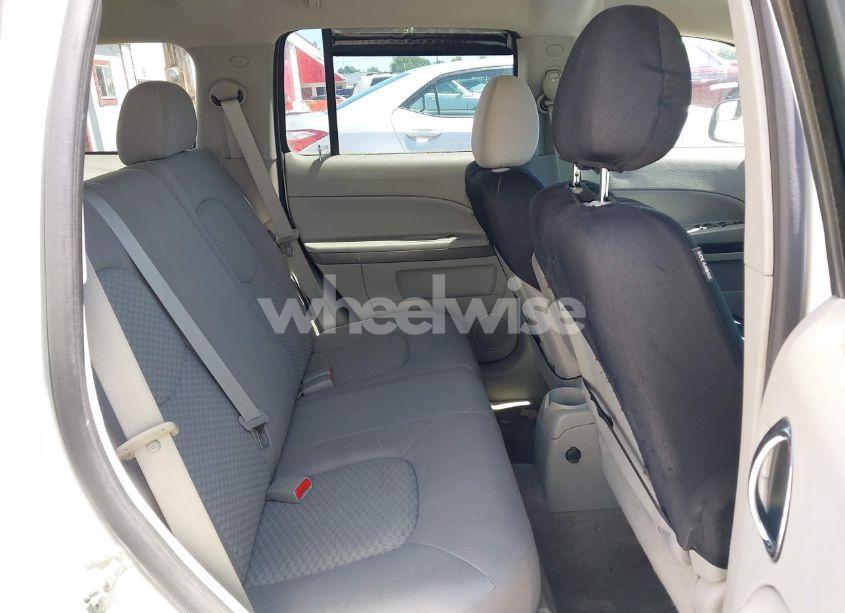 Photo 8 of 2009 Chevrolet Hhr LT (VIN 3GNCA23B69S549394)