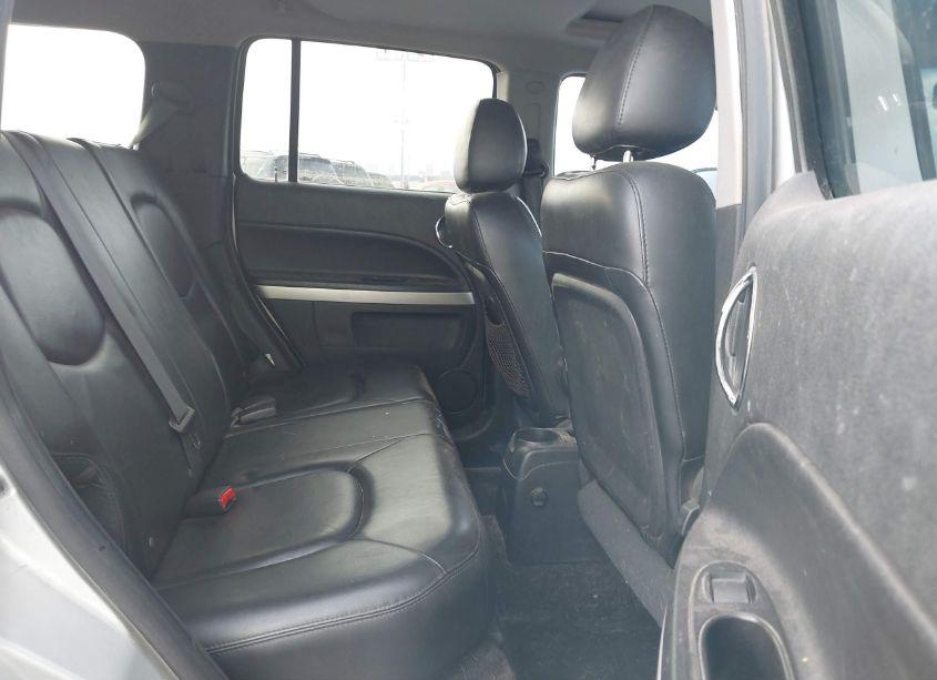Photo 8 of 2009 Chevrolet Hhr LT (VIN 3GNCA23B69S636129)