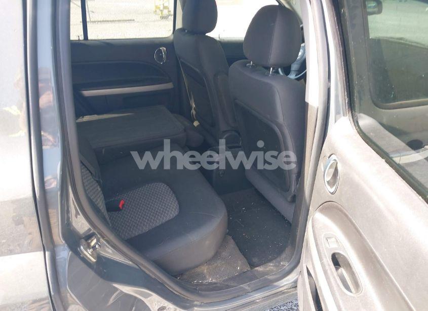 Photo 8 of 2009 Chevrolet Hhr LT (VIN 3GNCA23BX9S504961)