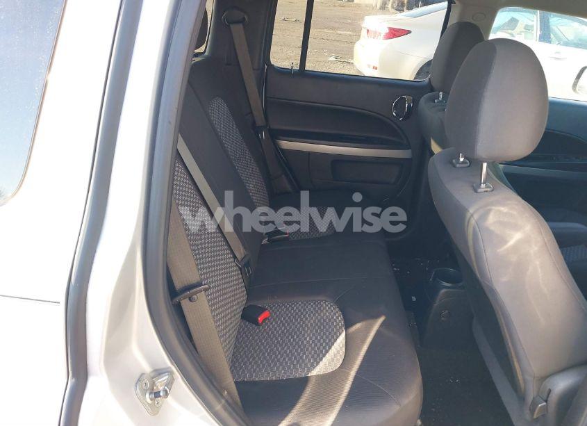 Photo 8 of 2009 Chevrolet Hhr LT (VIN 3GNCA53VX9S639935)