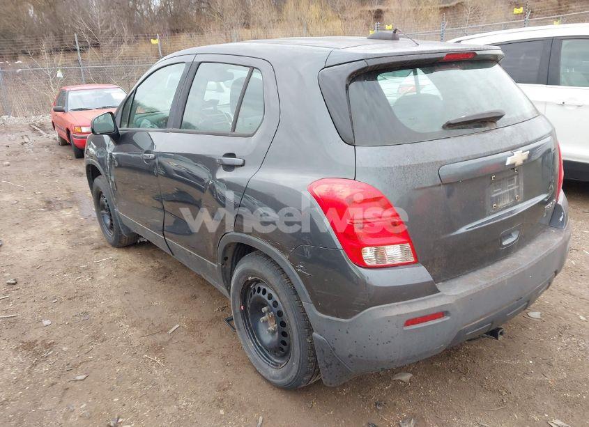 Photo 3 of 2016 Chevrolet Trax 1LS (VIN 3GNCJKSB0GL268894)