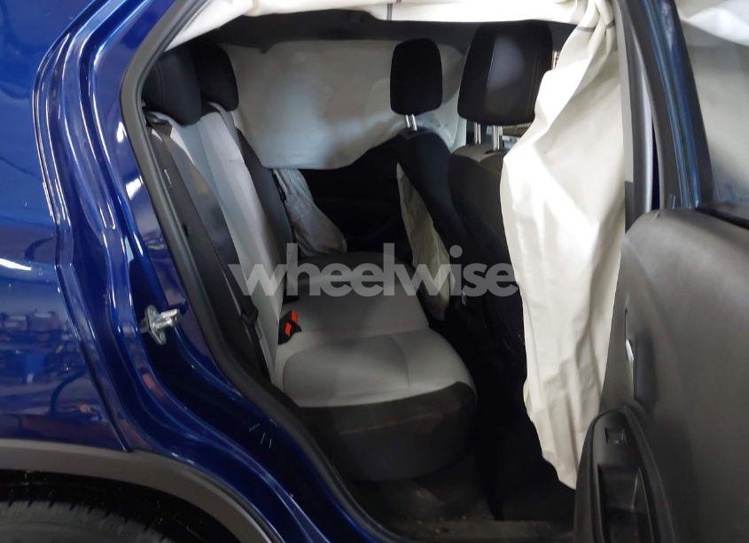 Photo 8 of 2017 Chevrolet Trax LS (VIN 3GNCJKSB0HL150586)