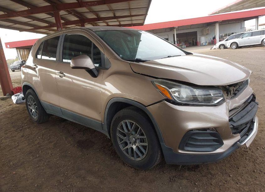 2018 Chevrolet Trax LS (VIN 3GNCJKSB0JL241203) main photo