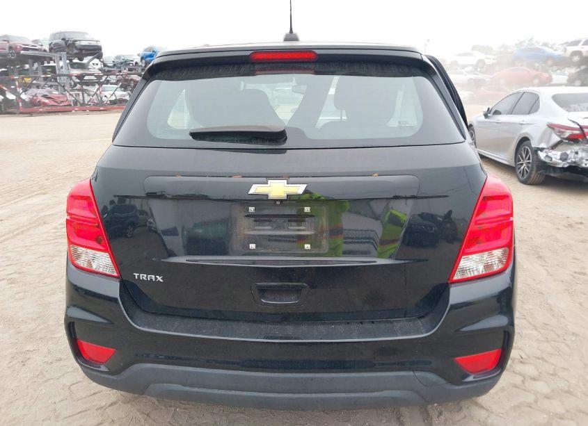 Photo 17 of 2018 Chevrolet Trax LS (VIN 3GNCJKSB0JL307197)