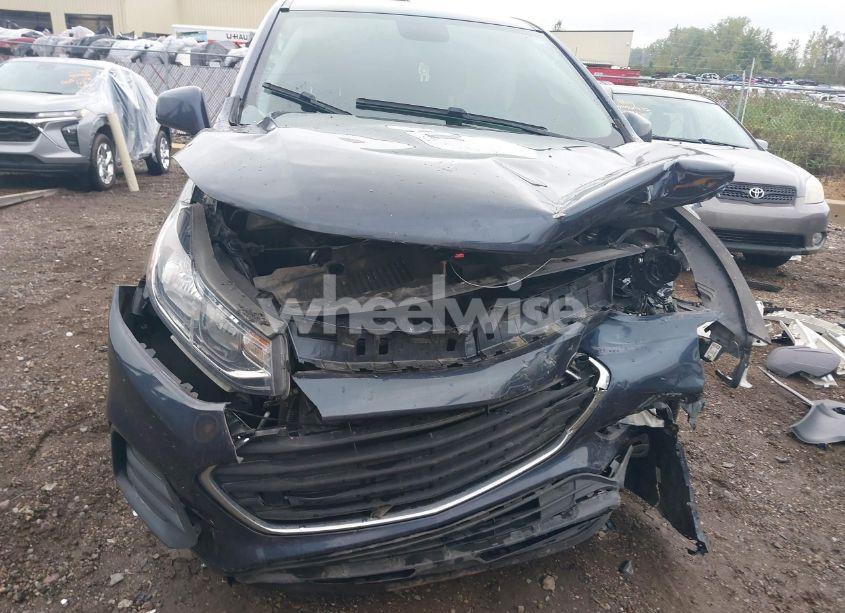 Photo 12 of 2019 Chevrolet Trax LS (VIN 3GNCJKSB0KL208073)