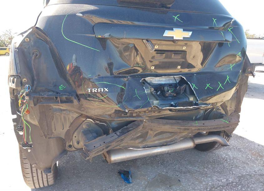 Photo 20 of 2019 Chevrolet Trax LS (VIN 3GNCJKSB0KL358314)