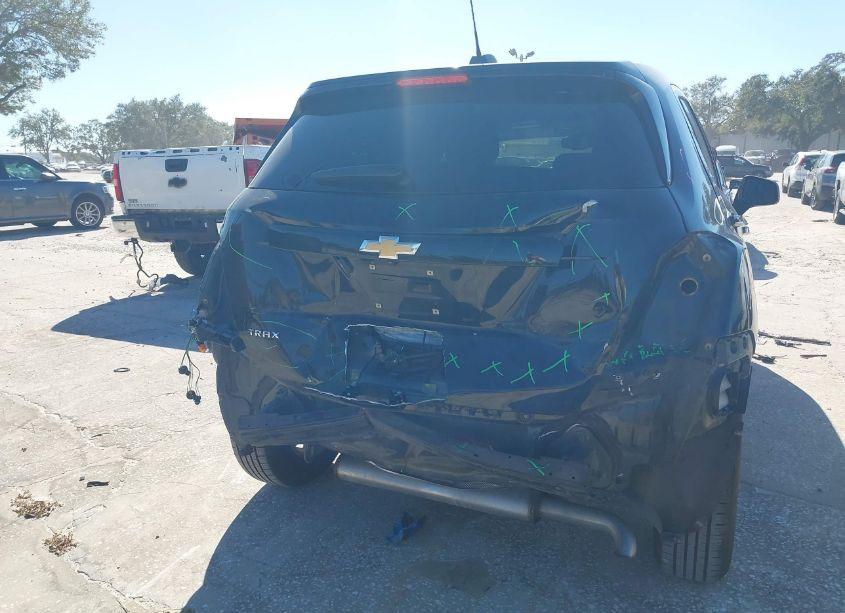 Photo 6 of 2019 Chevrolet Trax LS (VIN 3GNCJKSB0KL358314)