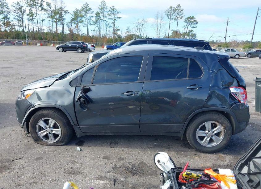 Photo 14 of 2019 Chevrolet Trax LS (VIN 3GNCJKSB0KL401761)