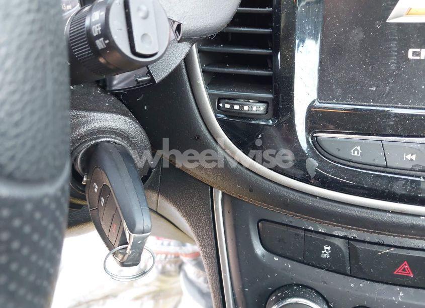 Photo 11 of 2020 Chevrolet Trax FWD LS (VIN 3GNCJKSB0LL247795)