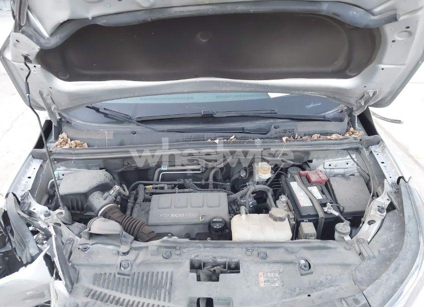 Photo 10 of 2020 Chevrolet Trax FWD LS (VIN 3GNCJKSB0LL317926)