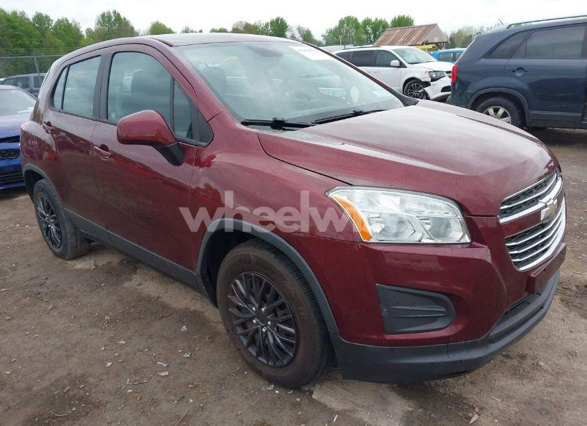 2016 Chevrolet Trax 1LS (VIN 3GNCJKSB1GL141054) main photo