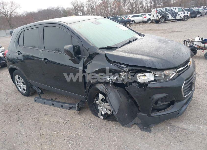 2017 Chevrolet Trax LS (VIN 3GNCJKSB1HL219222) main photo