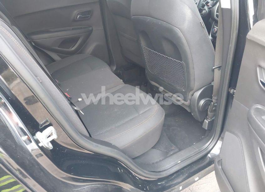 Photo 8 of 2017 Chevrolet Trax LS (VIN 3GNCJKSB1HL219222)