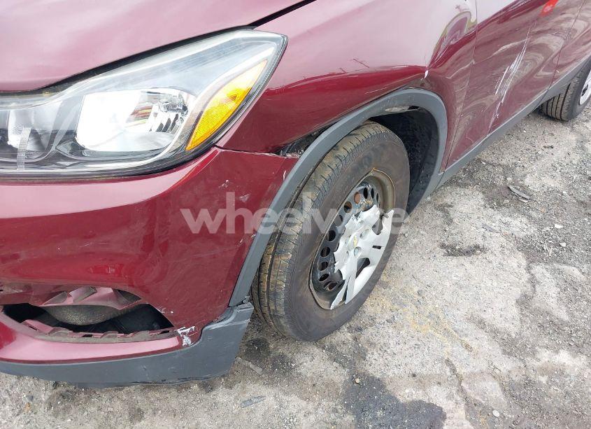 Photo 15 of 2017 Chevrolet Trax LS (VIN 3GNCJKSB1HL273894)