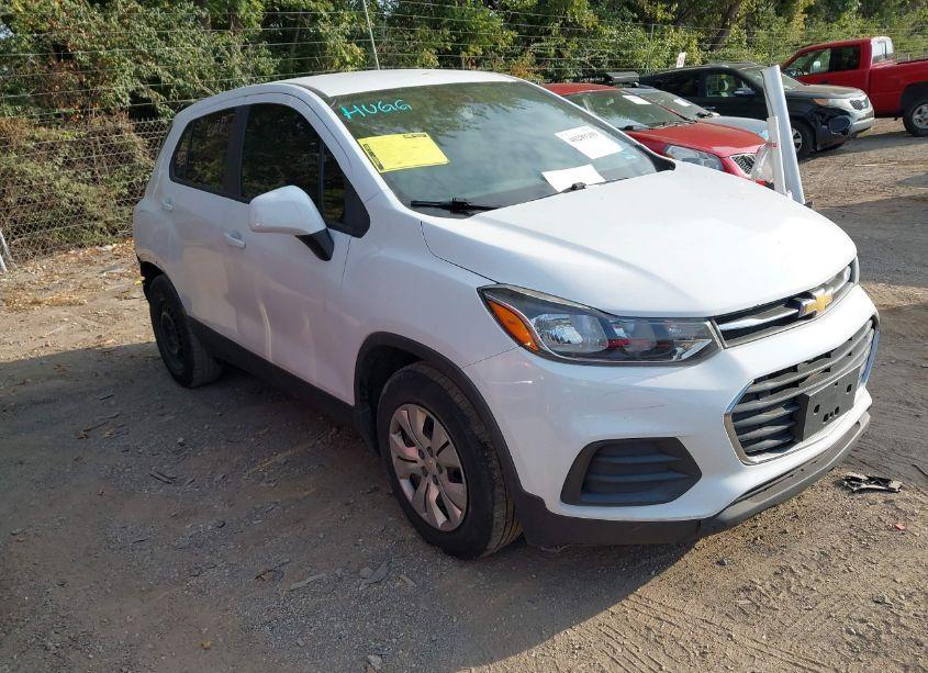 2017 Chevrolet Trax LS (VIN 3GNCJKSB1HL282241) main photo