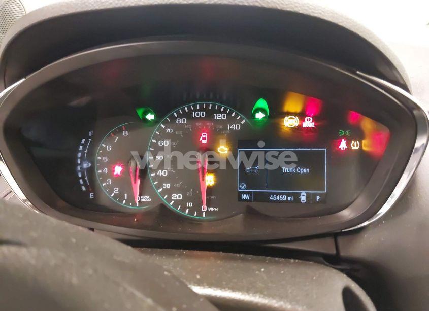 Photo 7 of 2019 Chevrolet Trax LS (VIN 3GNCJKSB1KL403194)