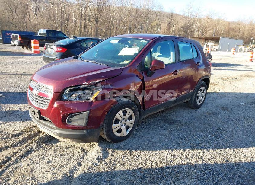 Photo 2 of 2016 Chevrolet Trax 1LS (VIN 3GNCJKSB2GL223651)
