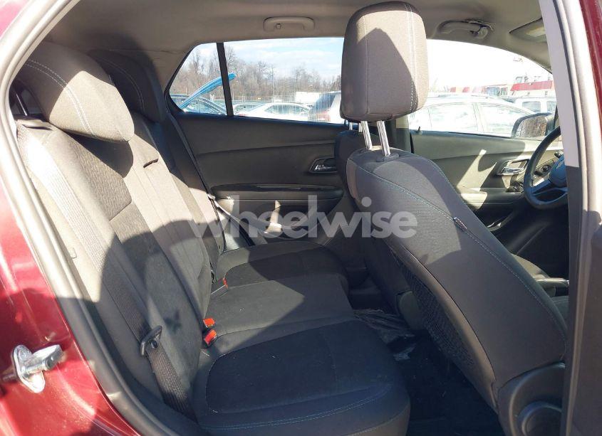 Photo 8 of 2016 Chevrolet Trax 1LS (VIN 3GNCJKSB2GL230583)