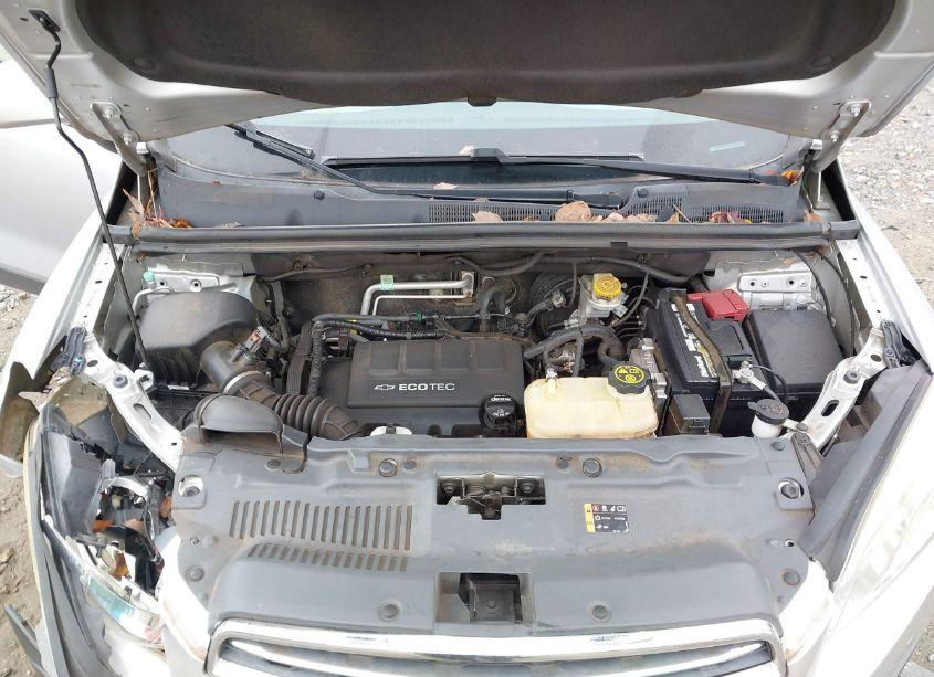 Photo 10 of 2016 Chevrolet Trax 1LS (VIN 3GNCJKSB2GL250526)