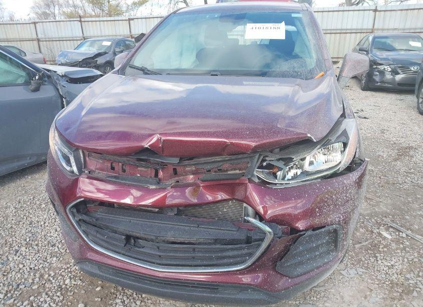 Photo 6 of 2017 Chevrolet Trax LS (VIN 3GNCJKSB2HL153943)