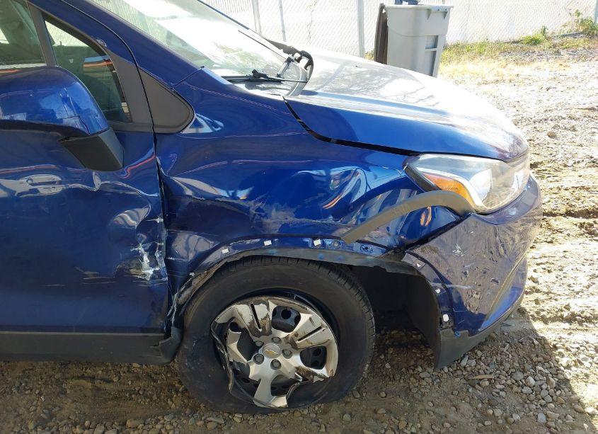 Photo 6 of 2017 Chevrolet Trax LS (VIN 3GNCJKSB2HL179278)