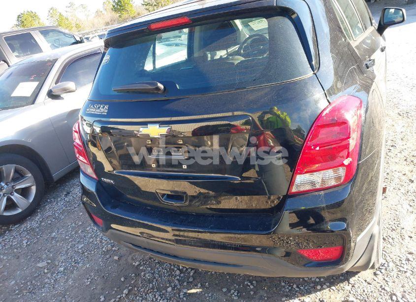 Photo 16 of 2018 Chevrolet Trax LS (VIN 3GNCJKSB2JL316368)