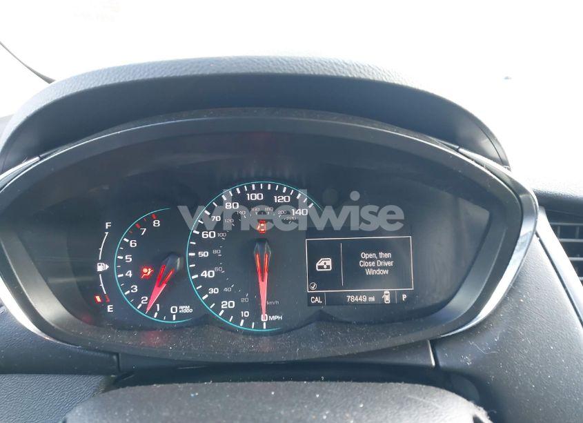 Photo 7 of 2018 Chevrolet Trax LS (VIN 3GNCJKSB2JL388526)