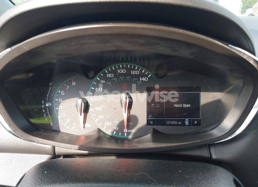 Photo 7 of 2019 Chevrolet Trax LS (VIN 3GNCJKSB2KL314878)