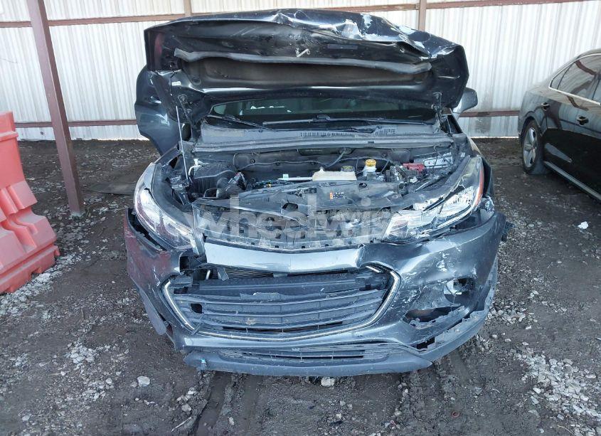 Photo 12 of 2019 Chevrolet Trax LS (VIN 3GNCJKSB2KL335875)