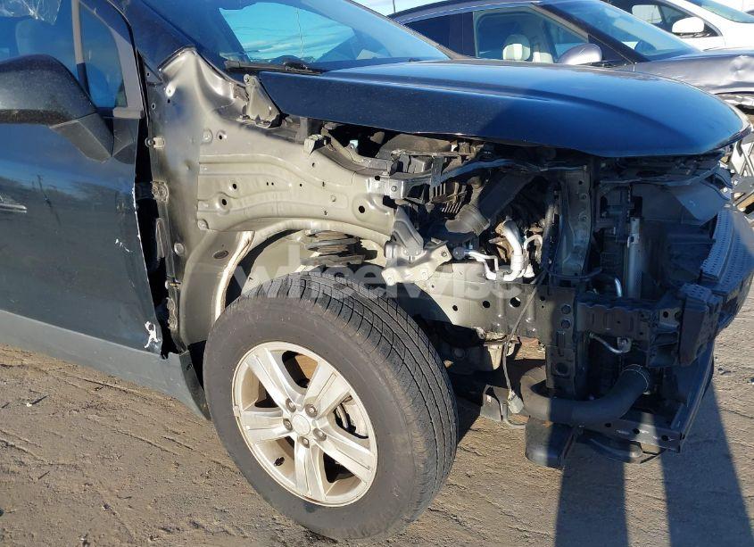 Photo 18 of 2020 Chevrolet Trax FWD LS (VIN 3GNCJKSB2LL179516)