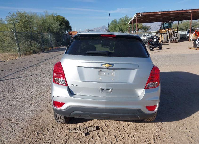 Photo 17 of 2020 Chevrolet Trax FWD LS (VIN 3GNCJKSB2LL319130)