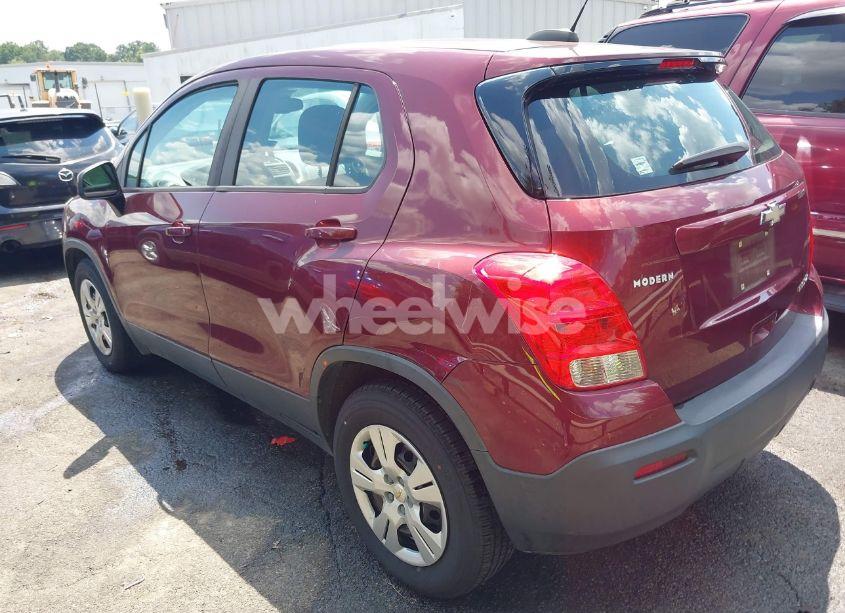 Photo 3 of 2016 Chevrolet Trax 1LS (VIN 3GNCJKSB3GL272194)