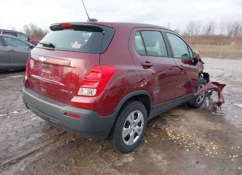 Photo 4 of 2016 Chevrolet Trax 1LS (VIN 3GNCJKSB3GL277282)