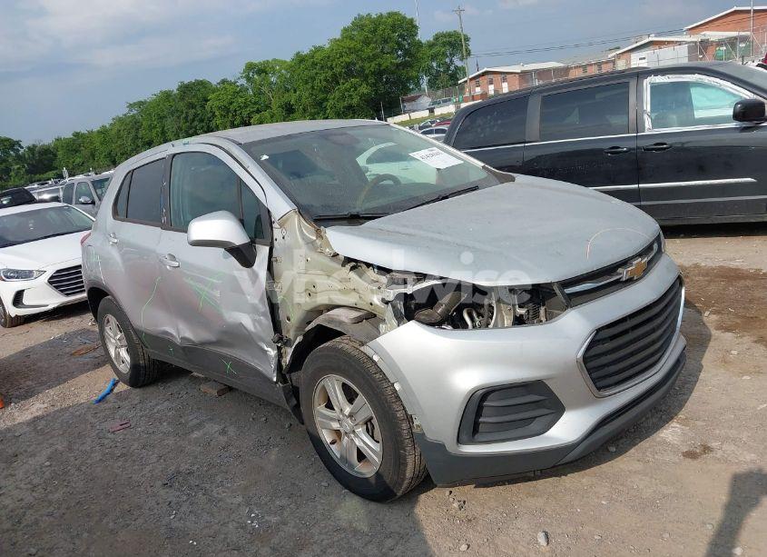 Photo 13 of 2019 Chevrolet Trax LS (VIN 3GNCJKSB3KL403889)