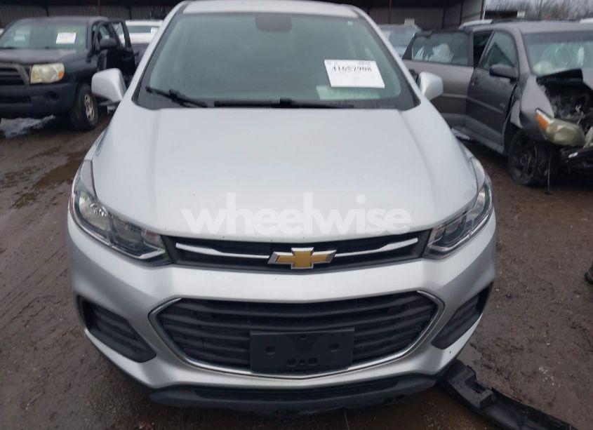 Photo 12 of 2020 Chevrolet Trax FWD LS (VIN 3GNCJKSB3LL129210)