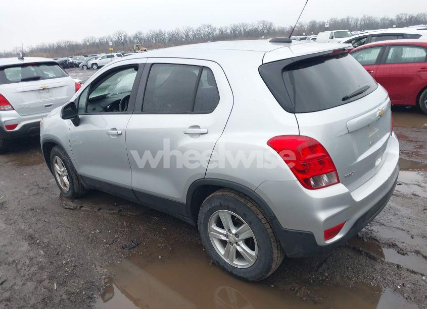 Photo 14 of 2020 Chevrolet Trax FWD LS (VIN 3GNCJKSB3LL129210)