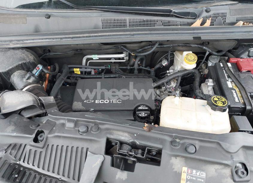 Photo 10 of 2020 Chevrolet Trax FWD LS (VIN 3GNCJKSB3LL169352)