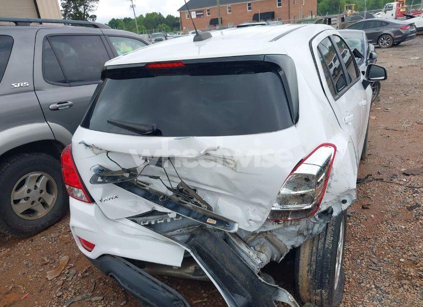 Photo 16 of 2020 Chevrolet Trax FWD LS (VIN 3GNCJKSB3LL186331)