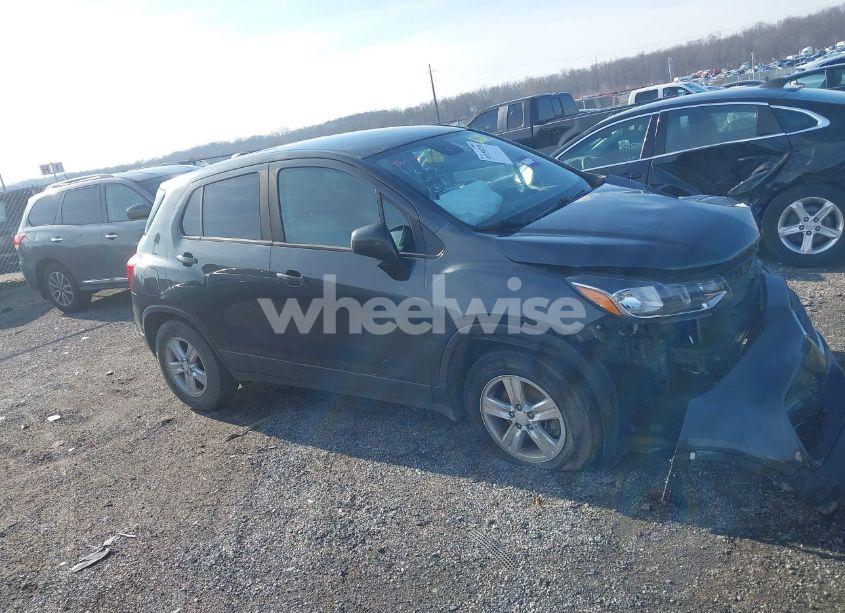 Photo 12 of 2020 Chevrolet Trax FWD LS (VIN 3GNCJKSB3LL198575)