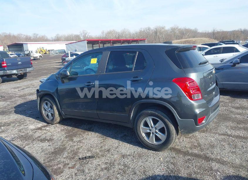 Photo 13 of 2020 Chevrolet Trax FWD LS (VIN 3GNCJKSB3LL198575)