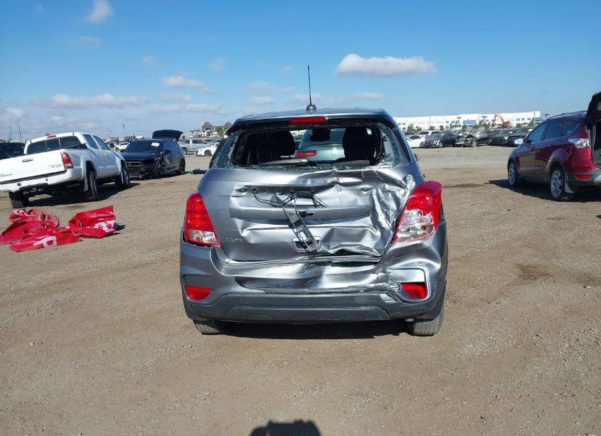 Photo 16 of 2020 Chevrolet Trax FWD LS (VIN 3GNCJKSB3LL299230)