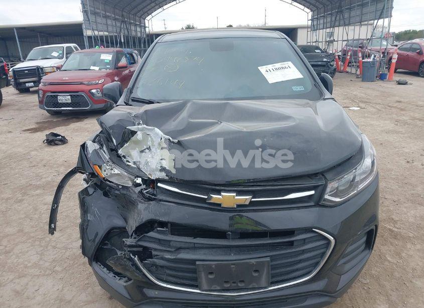 Photo 12 of 2020 Chevrolet Trax FWD LS (VIN 3GNCJKSB3LL326149)