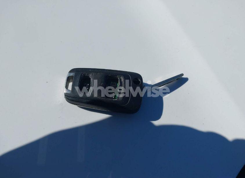 Photo 11 of 2015 Chevrolet Trax 1LS (VIN 3GNCJKSB4FL239915)