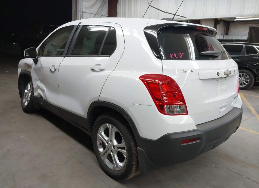 Photo 3 of 2016 Chevrolet Trax 1LS (VIN 3GNCJKSB4GL265593)
