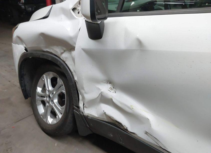 Photo 6 of 2016 Chevrolet Trax 1LS (VIN 3GNCJKSB4GL265593)