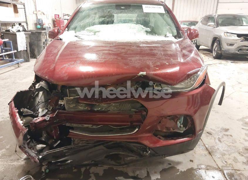 Photo 6 of 2017 Chevrolet Trax LS (VIN 3GNCJKSB4HL190136)