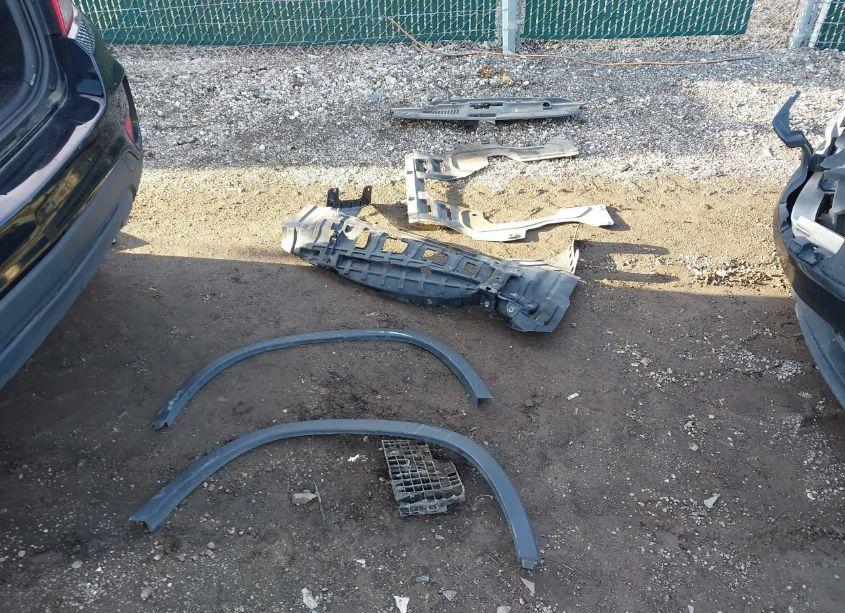 Photo 12 of 2018 Chevrolet Trax LS (VIN 3GNCJKSB4JL262507)