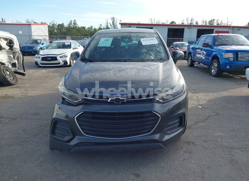 Photo 12 of 2019 Chevrolet Trax LS (VIN 3GNCJKSB4KL289367)