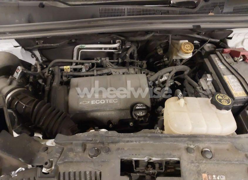 Photo 10 of 2019 Chevrolet Trax LS (VIN 3GNCJKSB4KL395852)